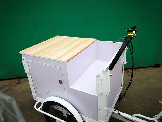 Personalizza il carrello alimentare a tre ruote per un'operazione facile ed efficiente