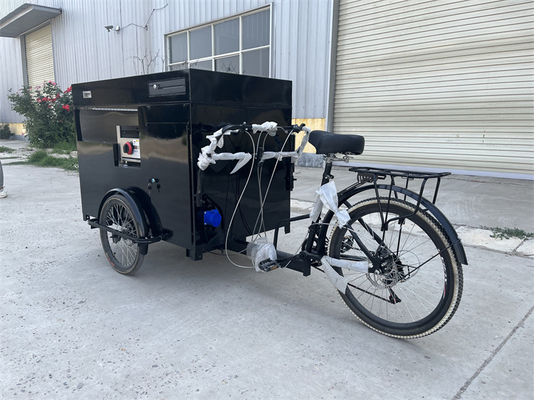 Carrello per biciclette in vendita all'aperto con spazio per il carico e costruzione in acciaio inossidabile 304