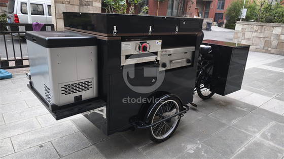 Carrello di cibo per hotdog per strada Perfetto per 1-2 persone e hamburger che fanno venire acqua in bocca