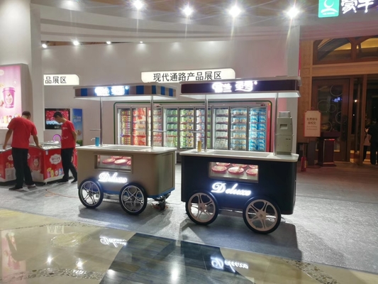 Carrello di ghiaccio con tendaggio Carrello di ghiaccio mobile con ruote in vendita