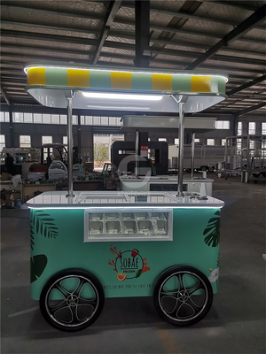 Mini display di gelati surgelati commercializzabili carrello rimorchio gelato messicano di spiaggia gelato congelatore carrello a mano spingere carrelli per gelati
