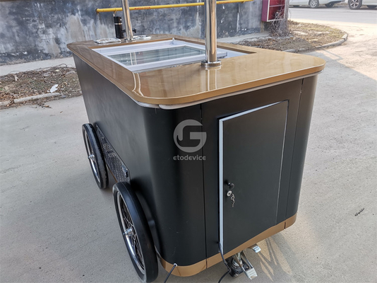 2024 nuovo tipo Mobile Italian gelato hand push cart con display freezer Gelato stand cart