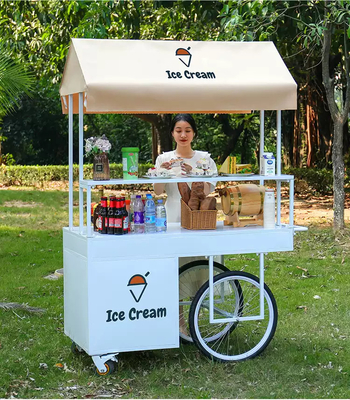 Stazione di dolci sostenibili gelati ecologici caffè carrello di spinta